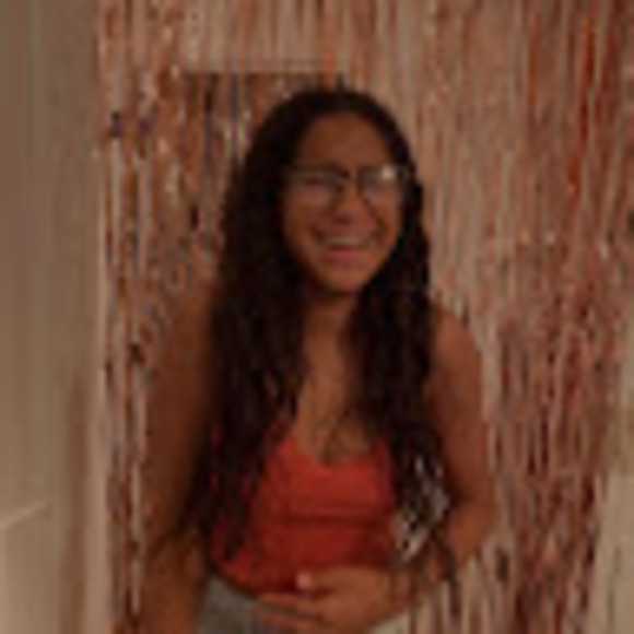 Meet your Posher, Brooke - Picture 1 of 1